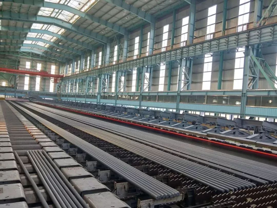 世界首條!我國投產一條控軋控冷精品鋼生產線.jpg